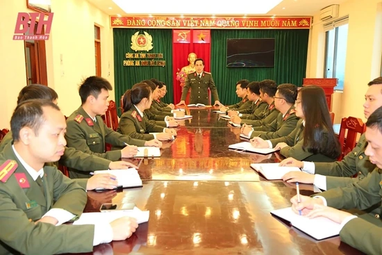 Ngăn chặn tình trạng lợi dụng du lịch nước ngoài trốn ở lại lao động bất hợp pháp