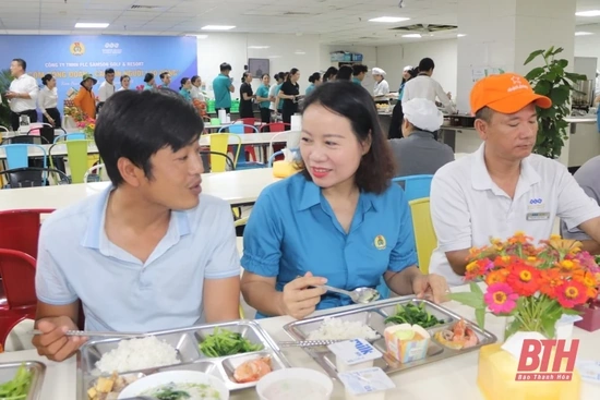 “Bữa cơm Công đoàn” cho hơn 600 công nhân lao động Công ty TNHH FLC SamSon Golf & Resort