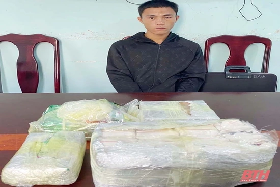 Bắt đối tượng vận chuyển ma tuý từ Lào về Việt Nam tiêu thụ