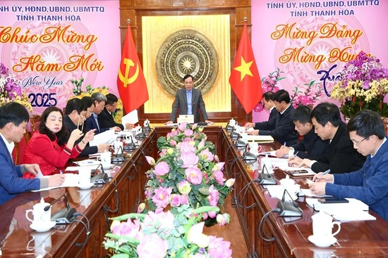 Họp bàn về việc chuyển giao các tổ chức đảng và đảng viên thuộc  Đảng bộ Khối Cơ quan và Doanh nghiệp tỉnh Thanh Hoá