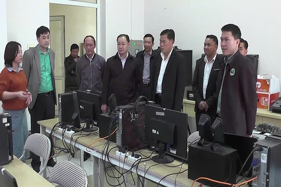 Giáo dục nghề nghiệp “loay hoay” giữa muôn vàn khó khăn (Bài cuối): Giáo dục nghề nghiệp và bài toán thích ứng với thị trường lao động