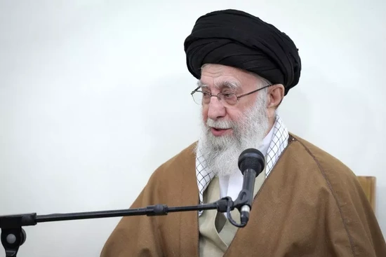 Lãnh tụ tối cao Iran phá vỡ im lặng về đàm phán hạt nhân
