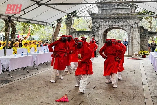 Sức sống của dân ca, dân vũ trong xã hội hiện đại