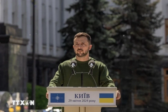 Ukraine sẵn sàng đàm phán với Nga dưới “bất kỳ hình thức nào”