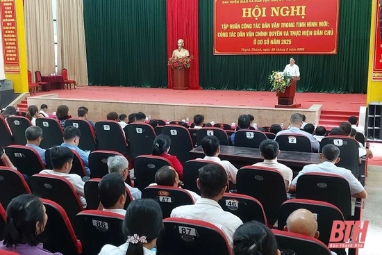 Tập huấn công tác dân vận trong tình hình mới và thực hiện dân chủ cơ sở 