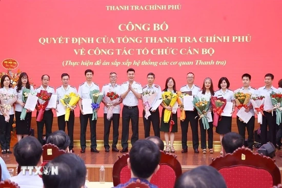 link m88 tra Chính phủ công bố các quyết định tiếp nhận, bổ nhiệm cán bộ
