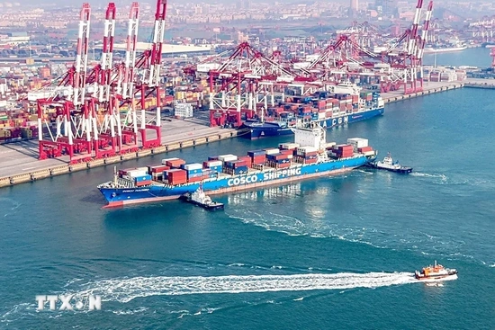 Tổng thống Trump xem xét chi tiết thỏa thuận thương mại Trung Quốc