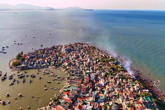 Đảo Nghi Sơn -  Tiềm năng  phát triển du lịch  lớn, chờ đón các nhà đầu tư bài bản