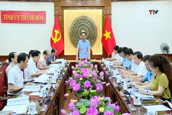 Cho ý kiến về công tác chuẩn bị Đại hội Đảng bộ các phường