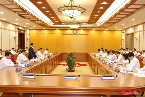 Thủ tướng Chính phủ Phạm Minh Chính chủ trì duyệt Đại hội đại biểu Đảng bộ tỉnh Thanh Hóa lần thứ XX, nhiệm kỳ 2025-2030