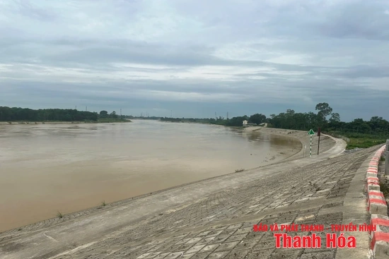 Cảnh báo nguy cơ cao ngập lụt tại khu vực ven sông suối nhỏ