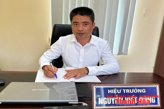 Thầy hiệu trưởng tâm huyết với nghề