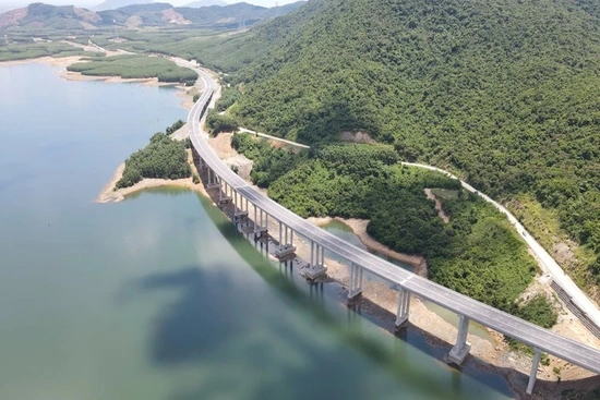 Thông tuyến cao tốc từ Hà Nội đến Đà Nẵng vào ngày mai (19/8)
