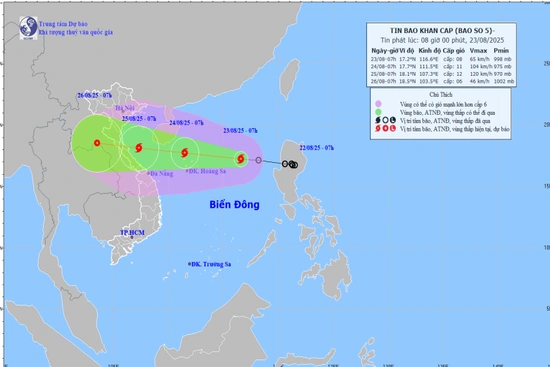 Bão số 5 (Kajiki) di chuyển nhanh, sức gió giật mạnh, Thanh Hóa sẽ có mưa to diện rộng