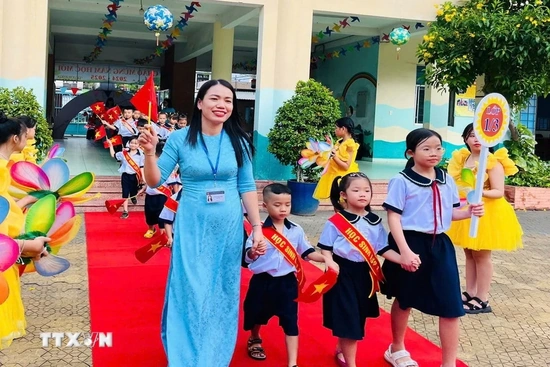 Năm 2026, tổng chi ngân sách cho giáo dục dự kiến tăng thêm 134.000 tỷ đồng