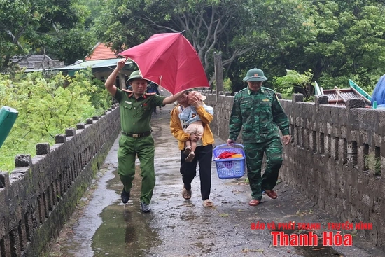Ứng phó bão số 5 - Điểm tựa từ “lực lượng tại chỗ”