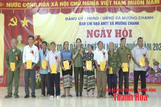 Nhân lên sức mạnh toàn dân trong phong trào bảo vệ an ninh Tổ quốc