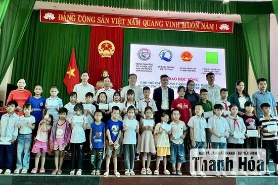 Đồng hành cùng trẻ yếu thế