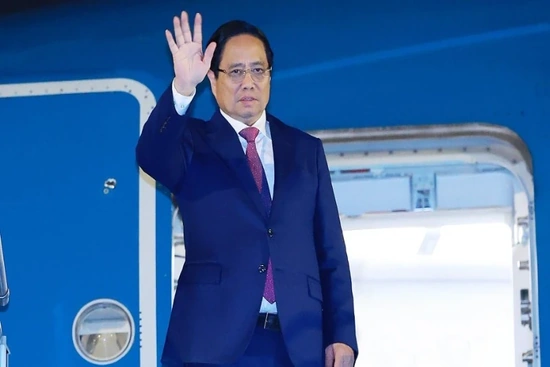 Thủ tướng Phạm Minh Chính tới Thiên Tân dự Hội nghị Thượng đỉnh Tổ chức Hợp tác Thượng Hải
