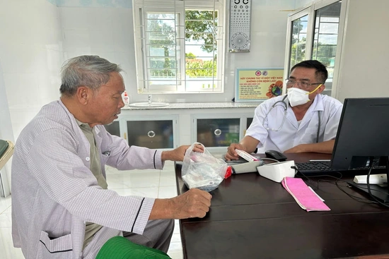 Các tỉnh, thành phố cần luân phiên, điều động bác sỹ về trạm y tế xã