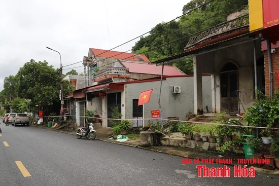 Công bố tình huống khẩn cấp sạt lở đất tại đồi Phòng Không, thôn Nguyễn Trãi, xã Linh Sơn
