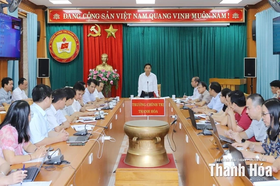 Bí thư Tỉnh ủy Nguyễn Doãn Anh thăm và làm việc với Trường Chính trị Thanh Hóa