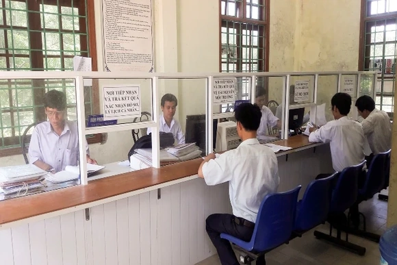 Thực hiện cơ chế hành chính “Một cửa tại chỗ” tại Ban Quản lý KKTNS và các KCN