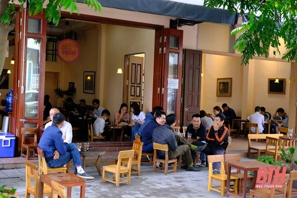 TP Thanh Hóa:  Nhiều cơ sở kinh doanh đồng loạt mở cửa sau Chỉ thị của UBND tỉnh