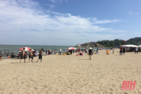 Triển khai các  biện pháp cấp bách,  quyết liệt phòng, chống dịch  COVID -19  đến các cơ sở kinh doanh dịch vụ du lịch