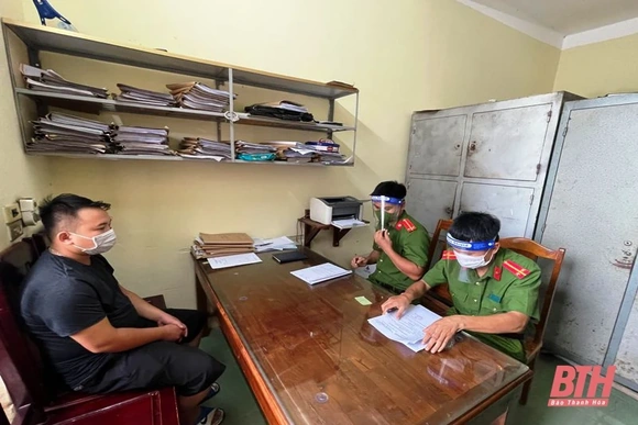 Công an huyện Thạch Thành bắt tạm giam đối tượng chống đối lực lượng làm nhiệm vụ tại chốt kiểm soát dịch COVI-19