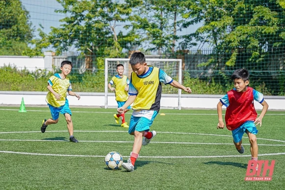 Thành lập đội bóng đá U10 Việt Hùng Thanh Hóa