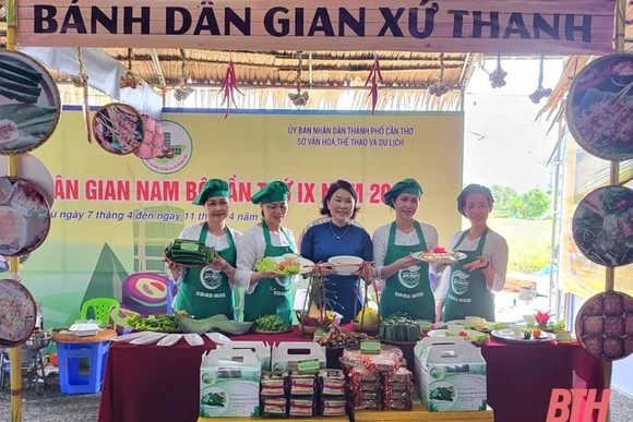 Nghệ nhân Thanh Hóa giành giải cao tại Lễ hội bánh dân gian Nam Bộ