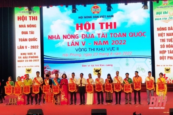 Đoàn Thanh Hóa đoạt Giải nhì bảng tại Hội thi Nhà nông đua tài toàn quốc lần thứ V, khu vực II