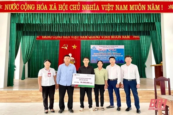 Chi trả hơn 230 triệu đồng tiền bảo hiểm Bảo an tín dụng cho khách hàng vay vốn tín dụng