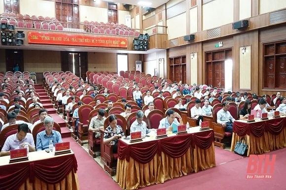 Triệu Sơn: Công khai quy hoạch cán bộ và  hướng dẫn kiểm điểm đánh giá xếp loại năm 2022   