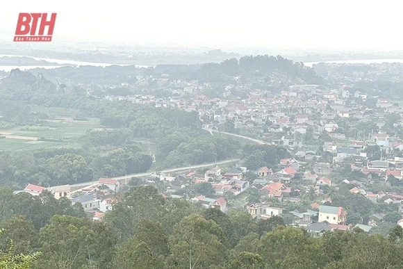 Thầm thì tiếng tiền nhân