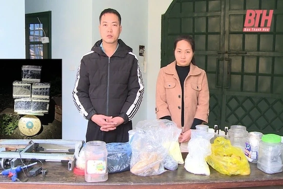 Bắt quả tang thêm 2 đối tượng chế tạo, sản xuất và buôn bán pháo hoa nổ trái phép