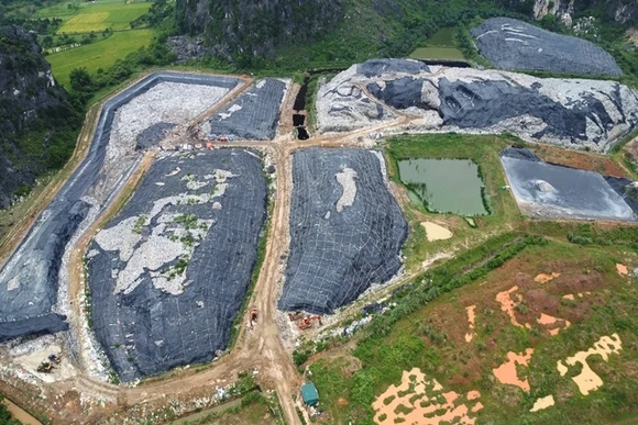 Khẩn trương xử lý ô nhiễm môi trường tại Khu xử lý rác thải Đông Nam