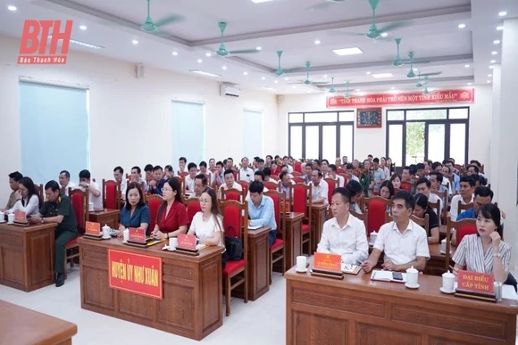 Như Xuân: Vận  động 585 hộ dân hiến 219.600m<sup>2</sup> đất xây dựng đường giao thông và kết cấu hạ tầng nông thôn
