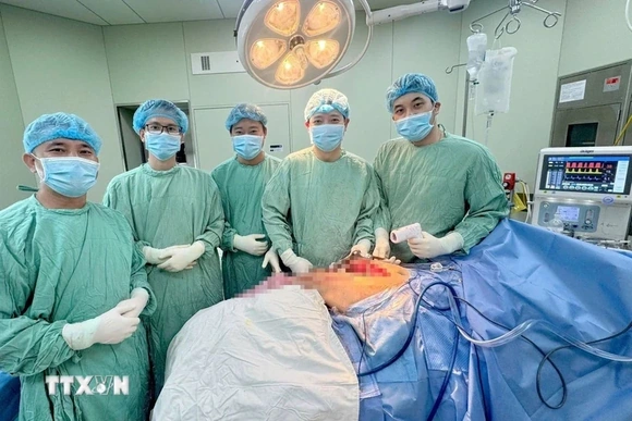 Bệnh viện đầu tiên phẫu thuật thành công bằng kỹ thuật bảo tồn chi thể