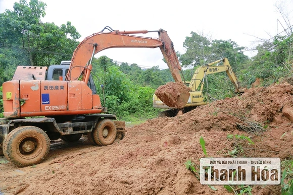 Nỗ lực khắc phục sạt lở trên các tuyến giao thông