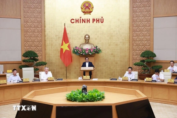 Khẩn trương hoàn thiện các dự án luật để trình Quốc hội vào tháng 10