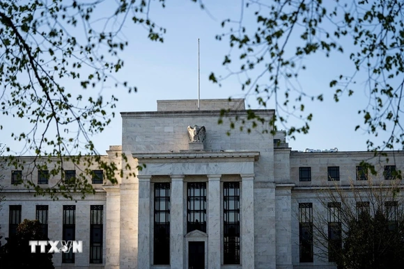 Fed hạ lãi suất lần đầu trong năm 2025, dự kiến có thêm 2 đợt cắt giảm