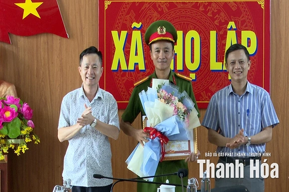 Xã Thọ Lập khen thưởng lực lượng công an có thành tích xuất sắc trong đấu tranh phòng, chống tội phạm ma túy