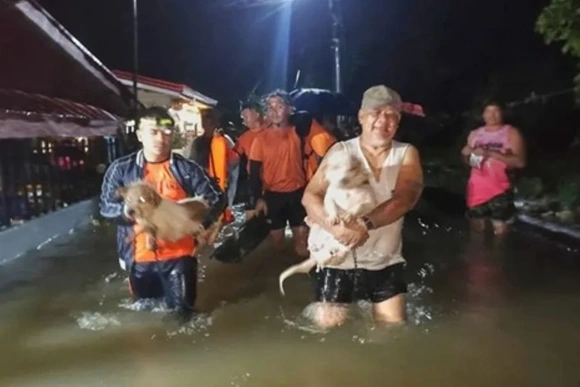 Bão Bualoi: Philippines sơ tán 400.000 người, 3 trường hợp tử vong