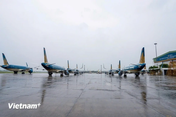 Ứng phó bão số 9: Vietnam Airlines tiếp tục điều chỉnh lịch khai thác lần 3