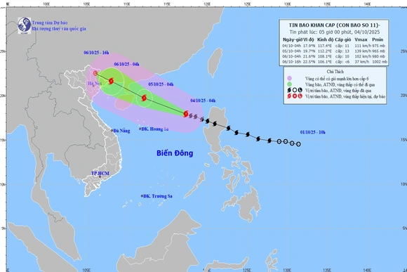 Bão số 11 tiếp tục tăng cấp, cách Hoàng Sa 570km