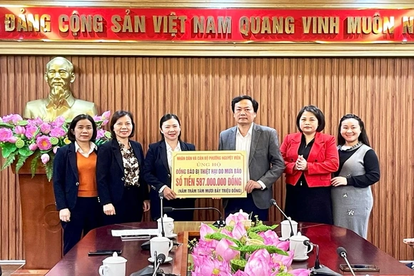 Các địa phương, doanh nghiệp tiếp tục ủng hộ đồng bào vùng lũ