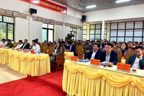 Ra mắt và tập huấn điểm  mô hình “Chính quyền thân thiện, vì Nhân dân phục vụ” xã Minh Sơn