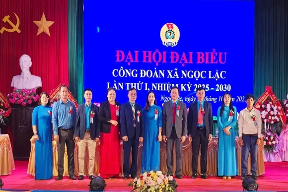 Công đoàn xã Ngọc Lặc quan tâm chăm lo, bảo vệ quyền lợi người lao động